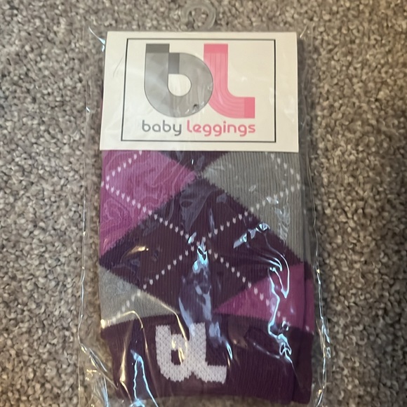 Baby Legs - Picture 7 of 10